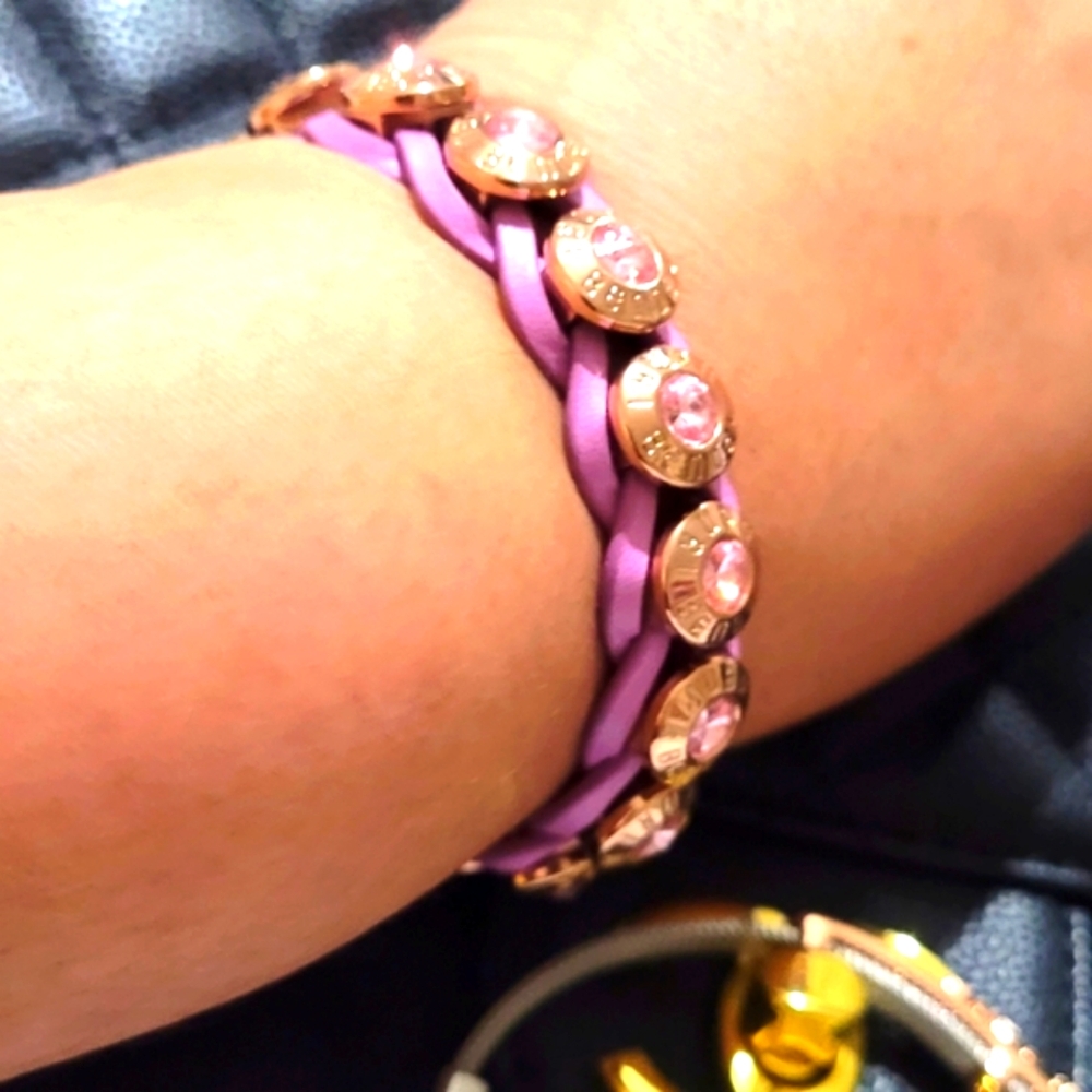 Beautiful Henri Bendel Gold Swarovski Crystal Bracelet with bag.
